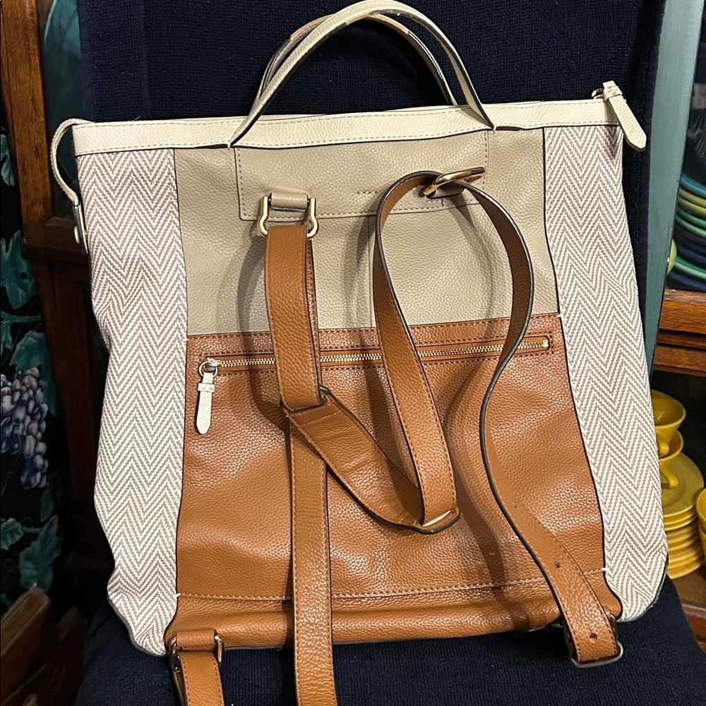 Cole Haan Grand Ambition Convertible Leather Backpack in Tan Beige & White - Picture 4 of 10